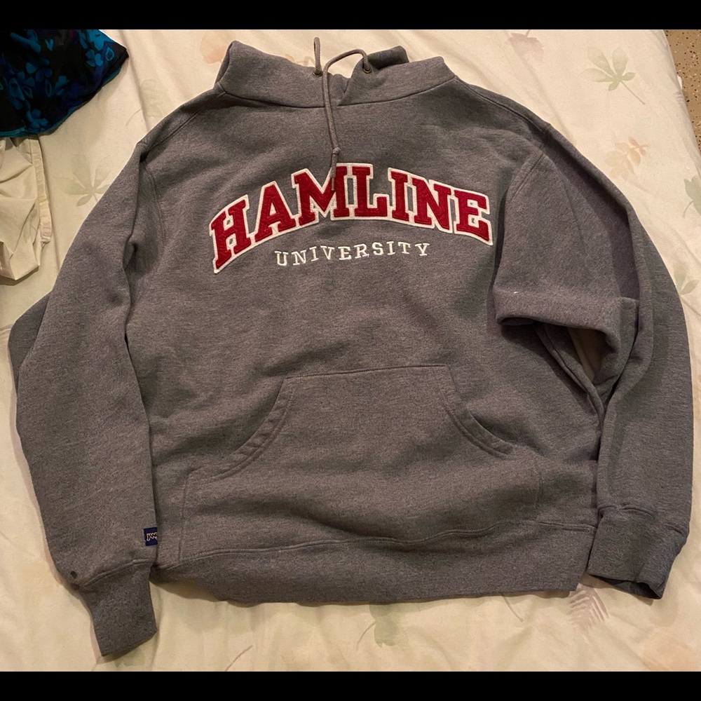 Hamline university sweatshirt